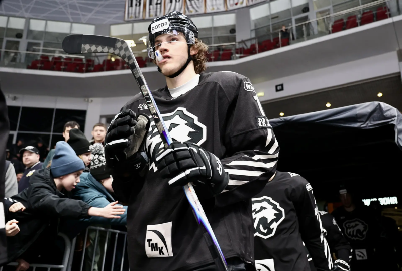 «Трактор» разгромил «Металлург» в домашнем дерби и узнал соперника на плей-офф