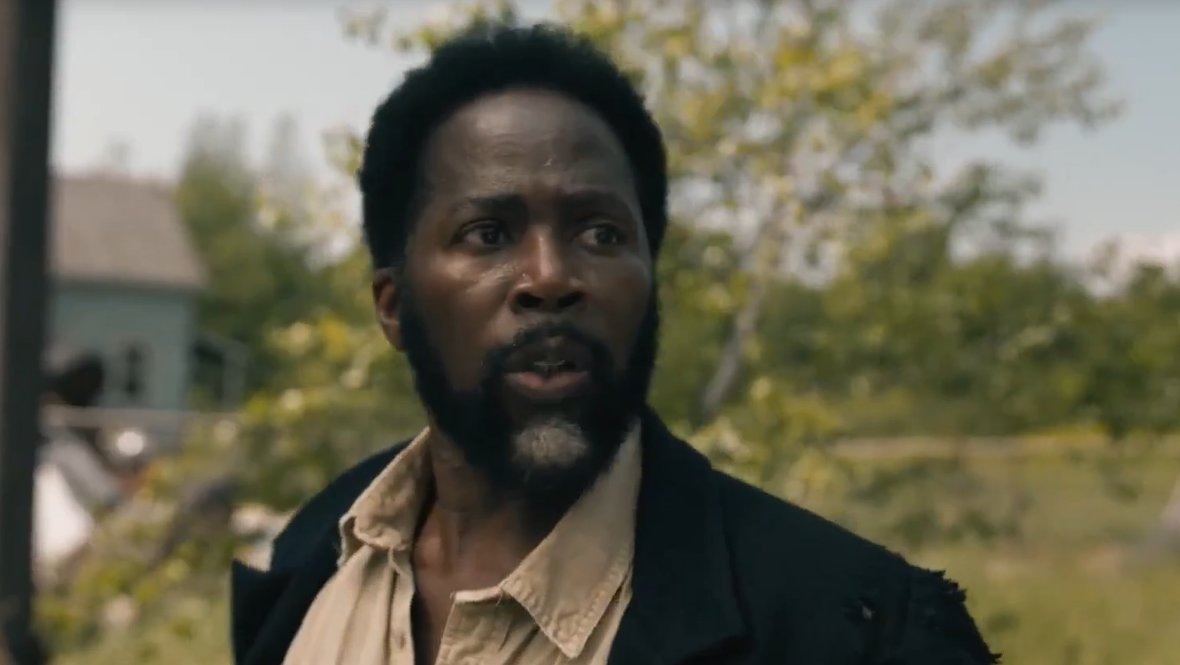    Кадр из сериала «Извне», реж. Джек Бендер, Брэд Тернер, Александра Ла Рош, MGM Television, AGBO, Midnight Radio