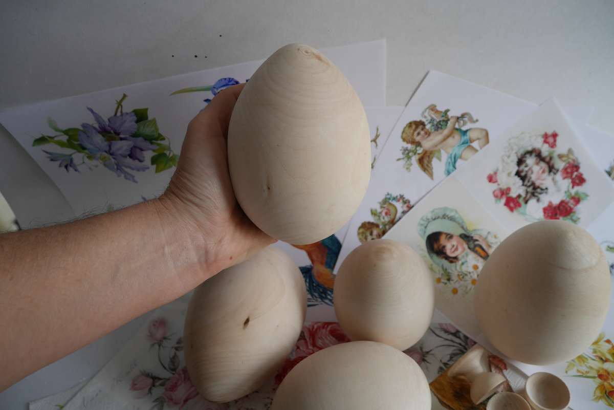 Большие деревянные яйца - заготовки. 