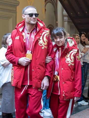 Наше Информационно -- аналитическое Агентство уже сообщало, что Паралимпийцы России блестяще выступили на Играх на севере Италии. От слова -- Супер Блестяще!