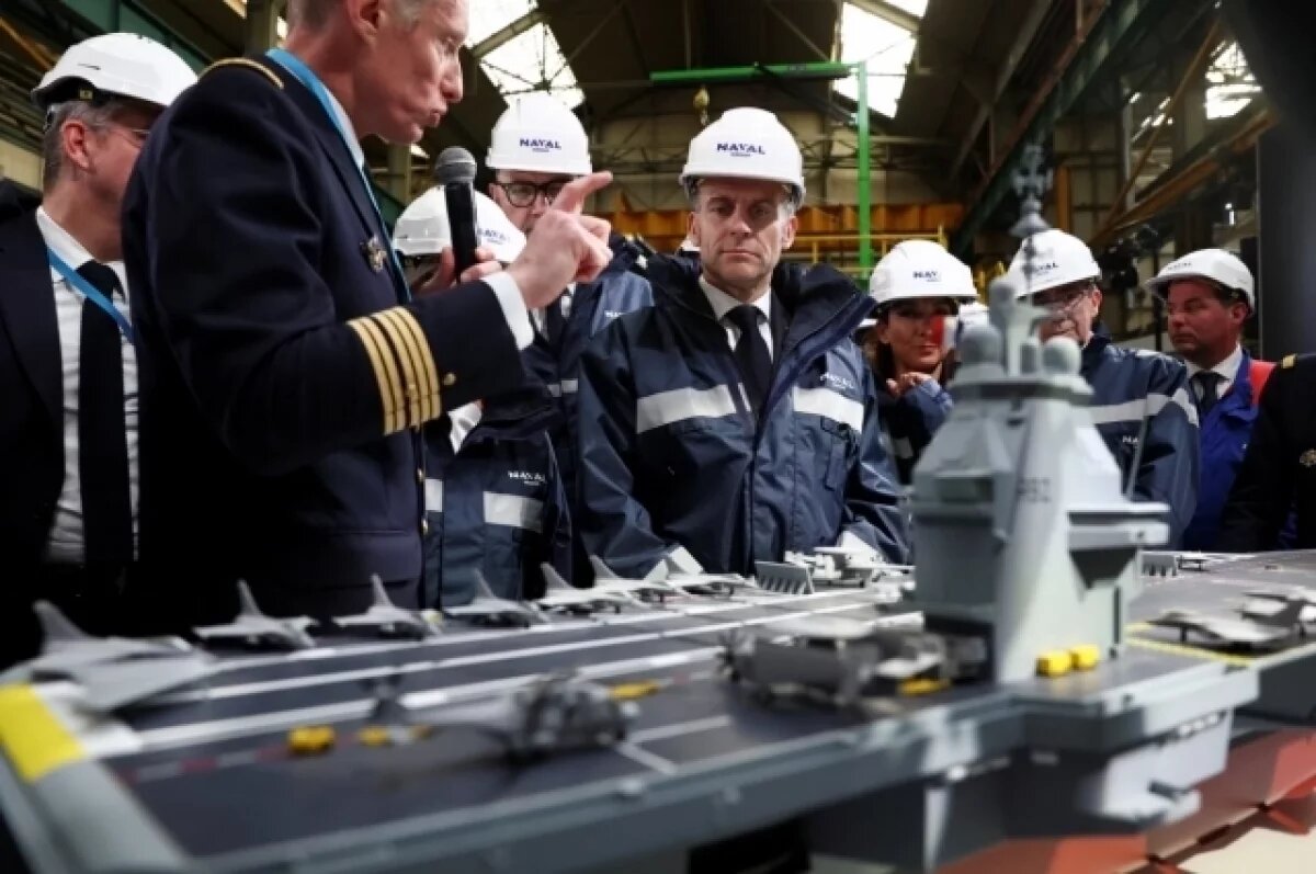    Макрон озвучил стоимость нового авианосца для ВМС Франции