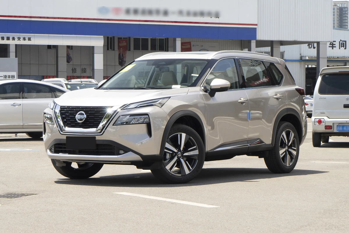 Nissan X-Trail VC-Turbo 300 CVT 4WD