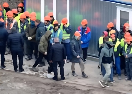    В Луганске на стройке задержали 24 нелегальных мигранта