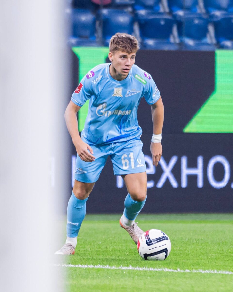    "Зенит" продолжает борьбу за Кубок России Алексей Андрианов