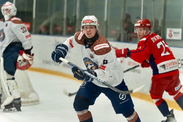    Со счетом 1:3 одержал победу «Южный Урал» в матче с «Ижсталью»