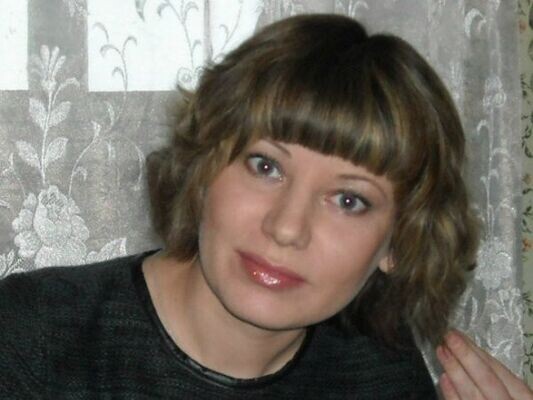 Мама, ты же не обеднеешь»: дочь (38 лет) попросила меня продать дачу и отдать ей деньги. Я отказала — и она не звонила четыре месяца