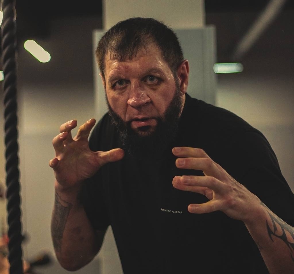     Александр Емельяненко