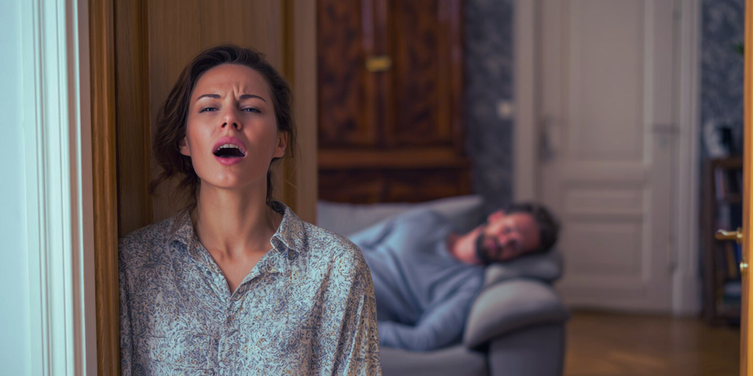 — Тебе не хватает на новый телефон, и ты гонишь меня на вторую работу?! Ты совсем совесть потерял, альфонс?! Встань с дивана и иди разгружат