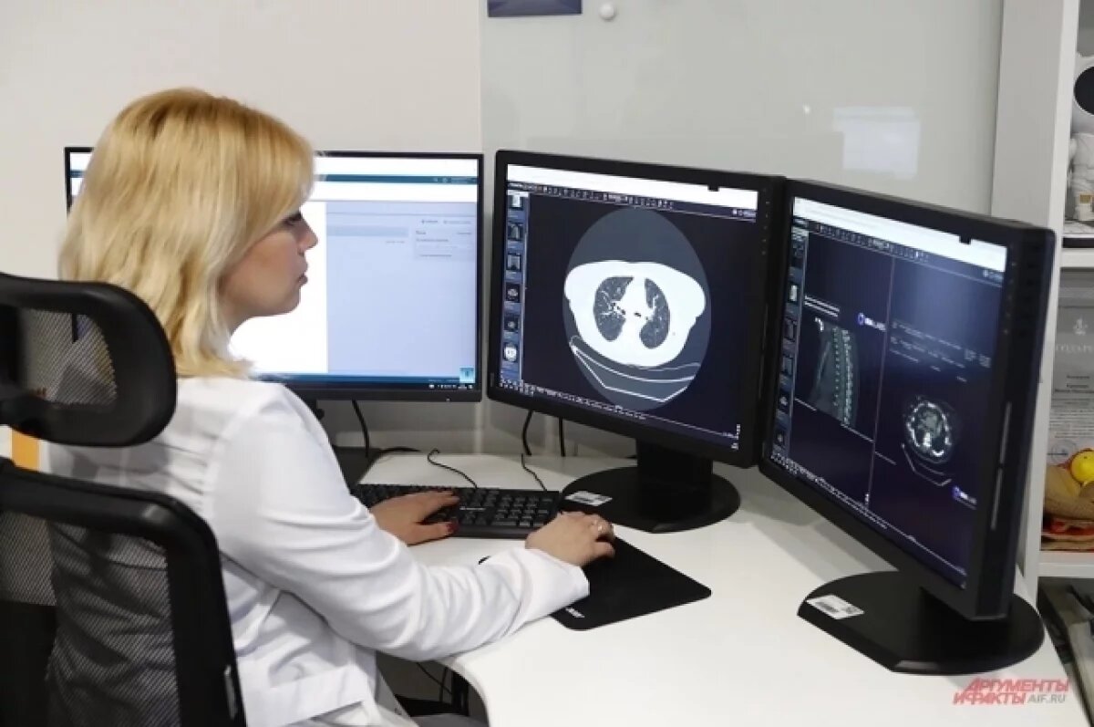    Медики Волгограда провели 10,5 тысяч телемедицинских консультаций