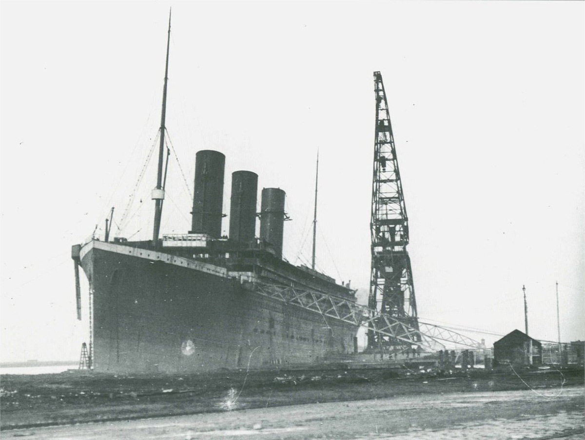 "Титаник" во время строительства