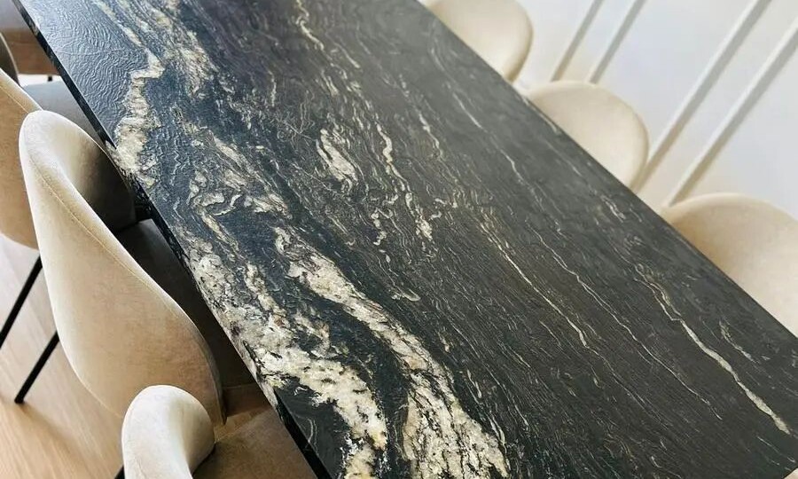 Круглый или прямоугольный: какой стол лучше для кухни?