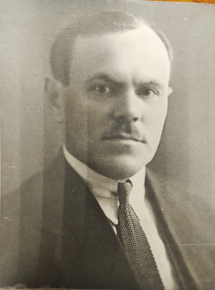 Александр Денисович Метелев-начальник управления Упполномоченного ЦИК Союза ССР в Сочи-Мацестинском курортном районе, с октября 1933 по май 1937 гг. Фото из фондов МКУ "Архив г.Сочи"