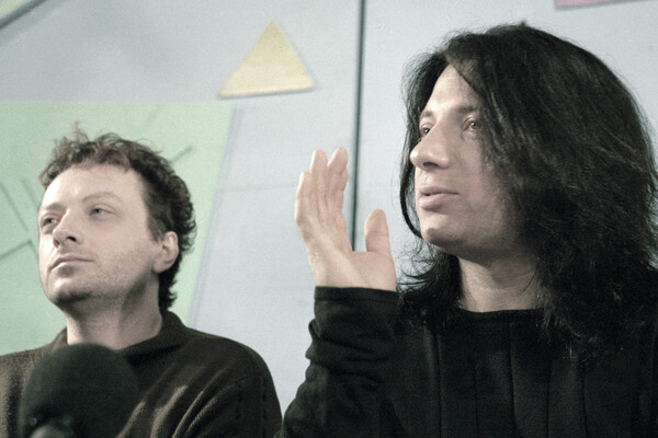 Участники группы «Агата Кристи» Глеб (слева) и Вадим (справа) Самойловы, 2004 год / Анастасия Петракова/РИА Новости   📷