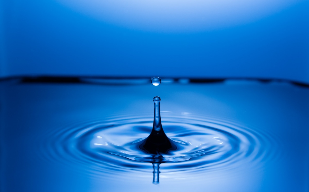     Капля в море   
(cc) Michael Remnant