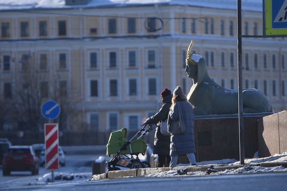    В Петербурге выпустят новые почтовые марки с мостами. Алексей БУЛАТОВ