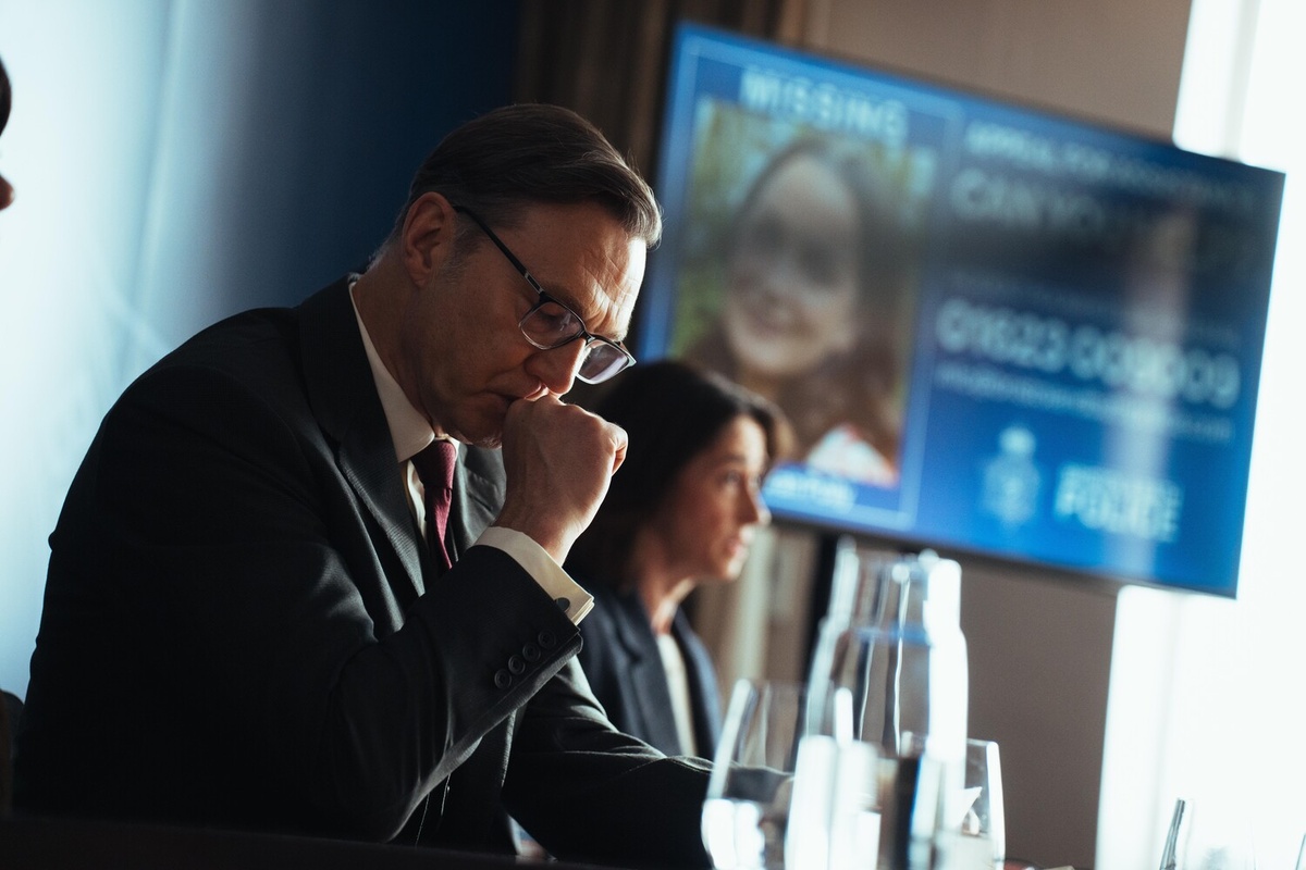 Кадры из сериала "Пропавшая/"Исчезновение" (реж. Ричард Лэкстон, 2026 г.)