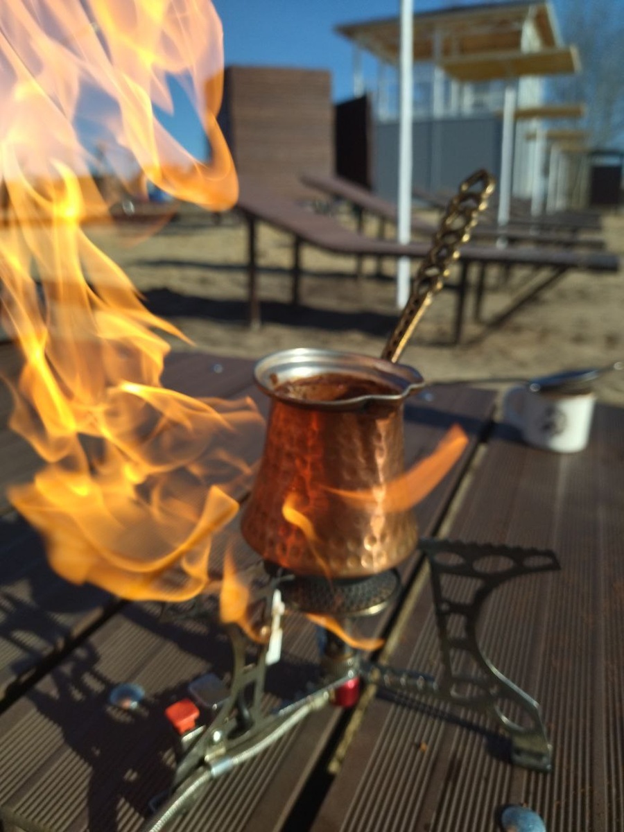 Джезва у пляжной зоны реки Сейма