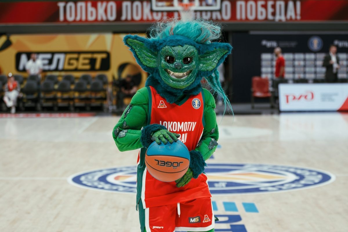   Краснодарский маскот Зубастик не дождался приезда нижегородского клуба