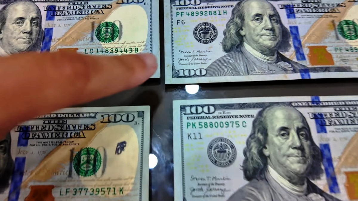 Пятнышко на купюре