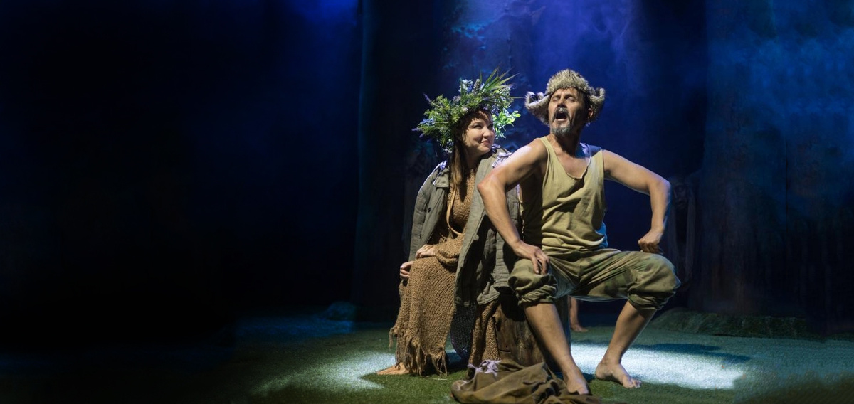    Сцена из спектакля "Праздник шишки". Фото: Иркутский областной театр кукол "Аистёнок"