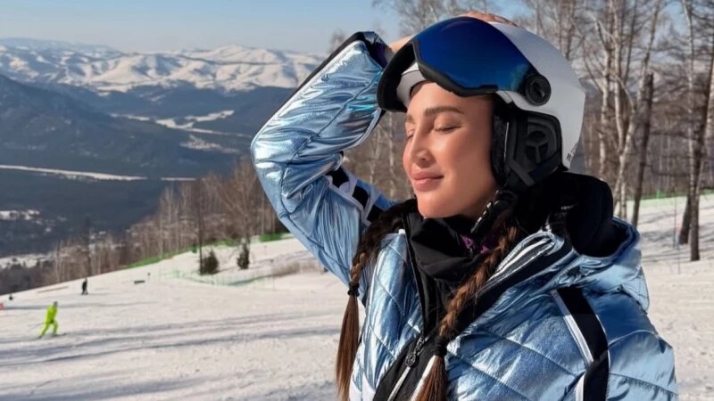     Ольга Бузова в Манжероке. Соцсети