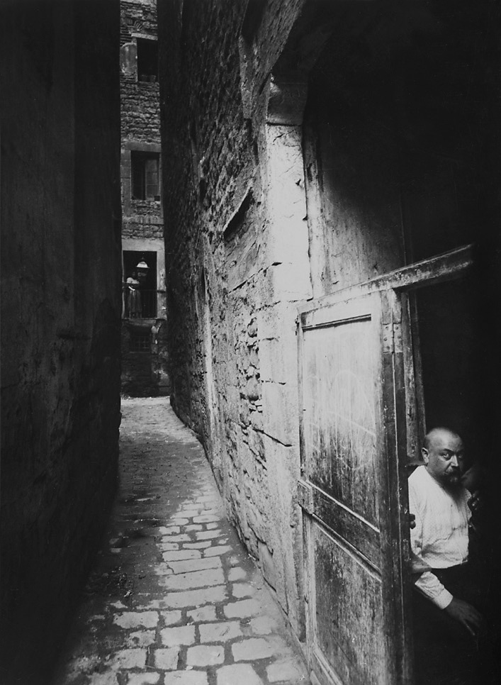 Адольф Мас. Улица Девы (Carrer de les Donzelles). 1908 г