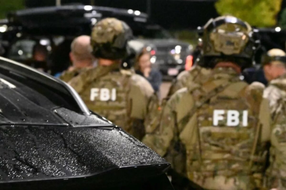    ФБР расследует дело экс-сотрудника разведки США Джо Кента