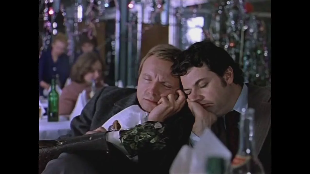 Они оба МОГУТ.