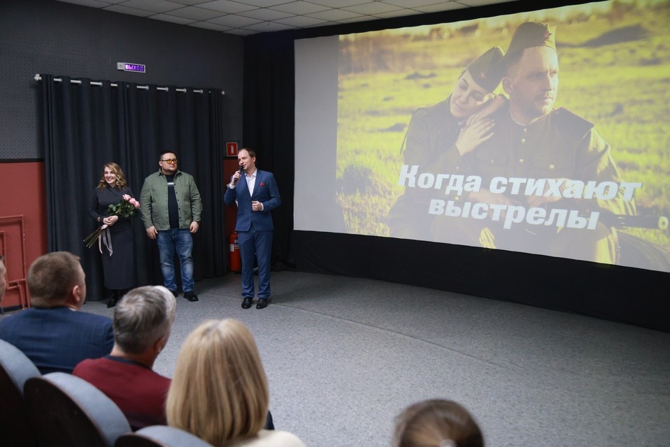    Премьерный показ Олег УКЛАДОВ