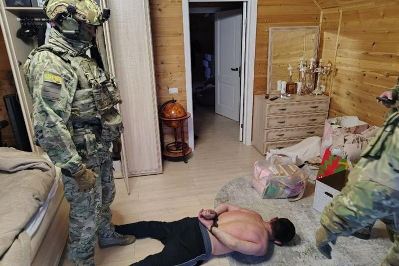    Источник. Задержание членов ОПГ