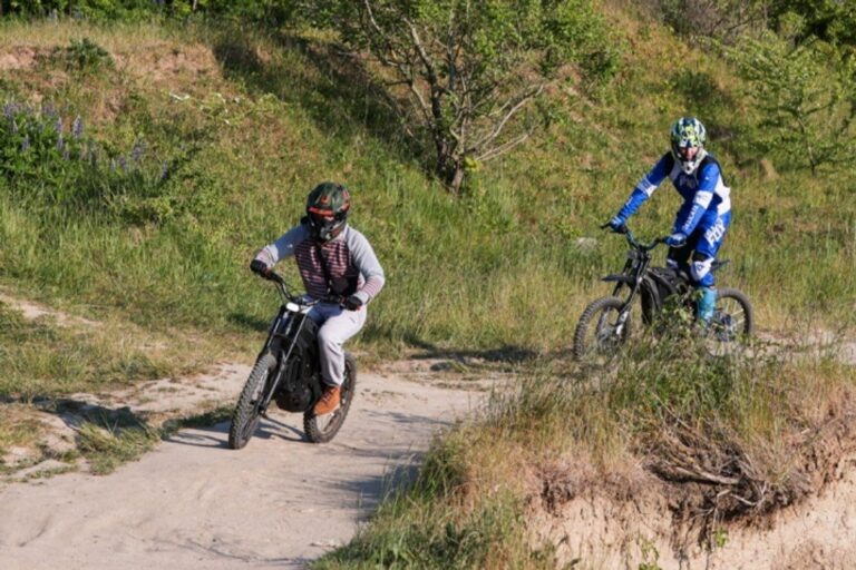    Иллюстрация к материалу: Питбайки для детей: в Подмосковье предложили усилить контроль и ответственность родителей