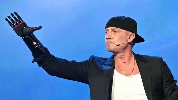 Роман Костомаров. Фото из открытого источника