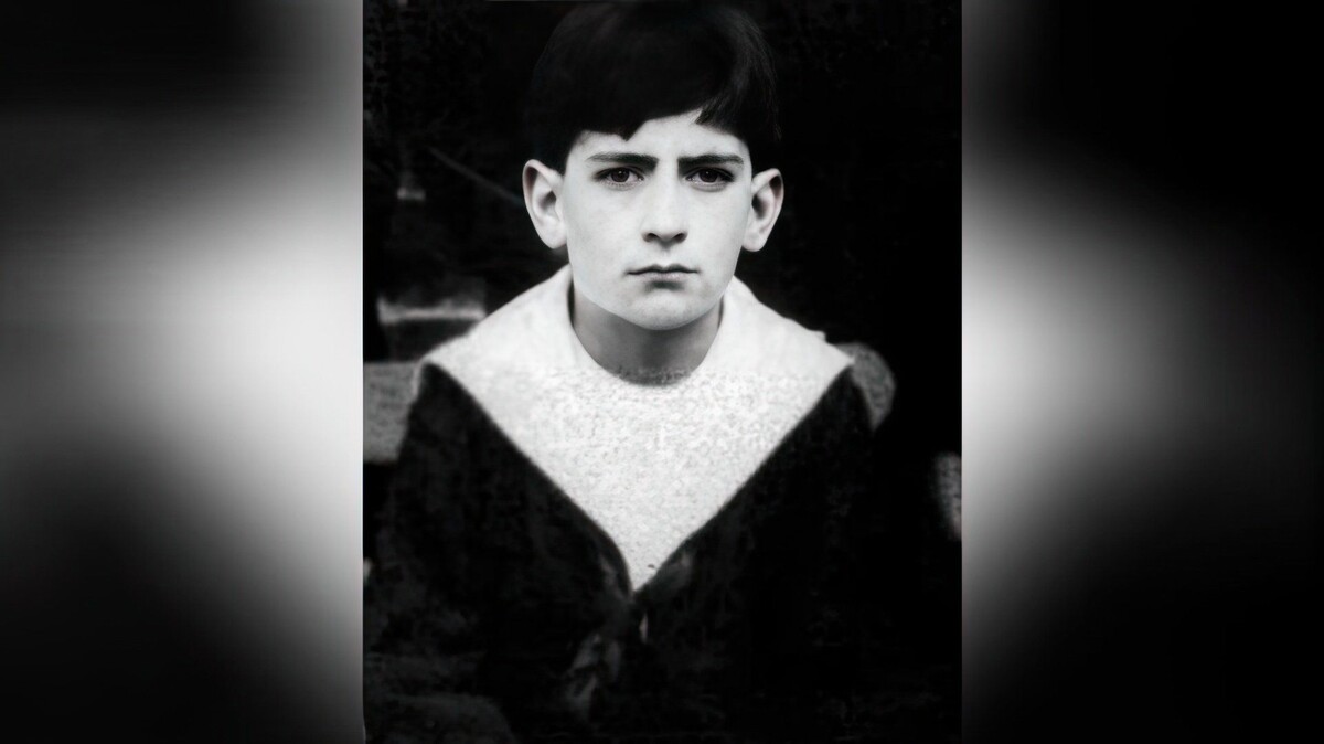   Луи в детстве