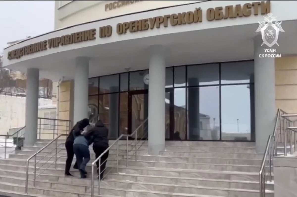    Пресекли деятельность банды сотрудники ФСБ и полиции.