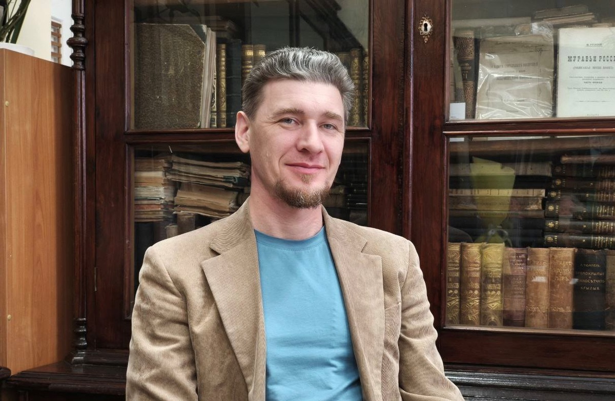 Куратор программы, доцент кафедры беспозвоночных БИ ТГУ Руслан Багиров