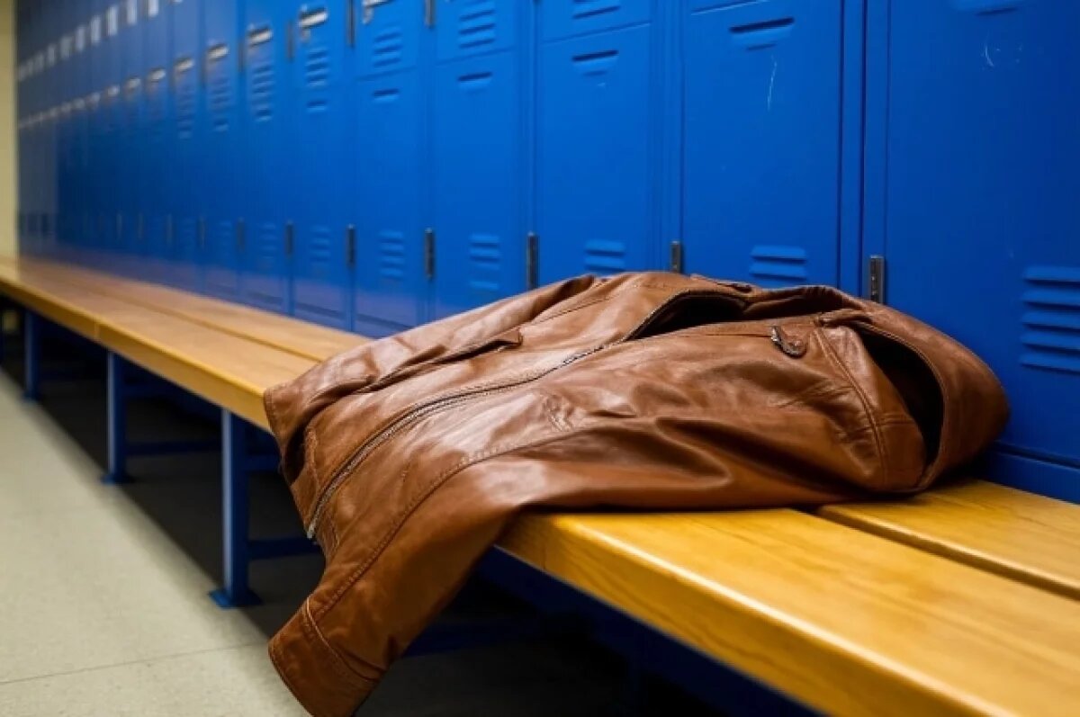    В спортзале Хабаровска подросток совершил кражу и мать попала под статью