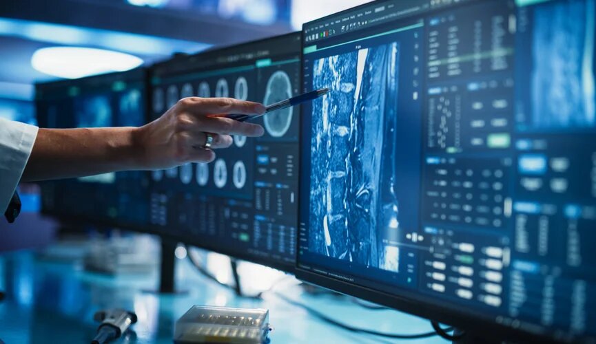 Онковакцины по ОМС. Как персонализированное лечение рака «обучает» иммунитет и чем уникальны препараты?