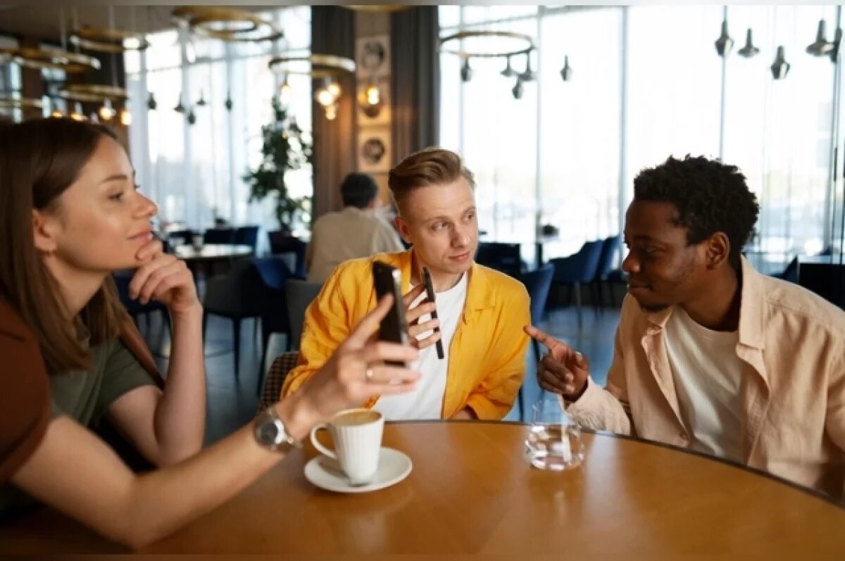    В этом году в гид впервые вошли не только 20 лучших ресторанов, но и пять лучших баров города.