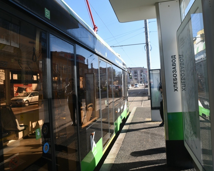     В Курске движение трамваев временно организовали по укороченной схеме