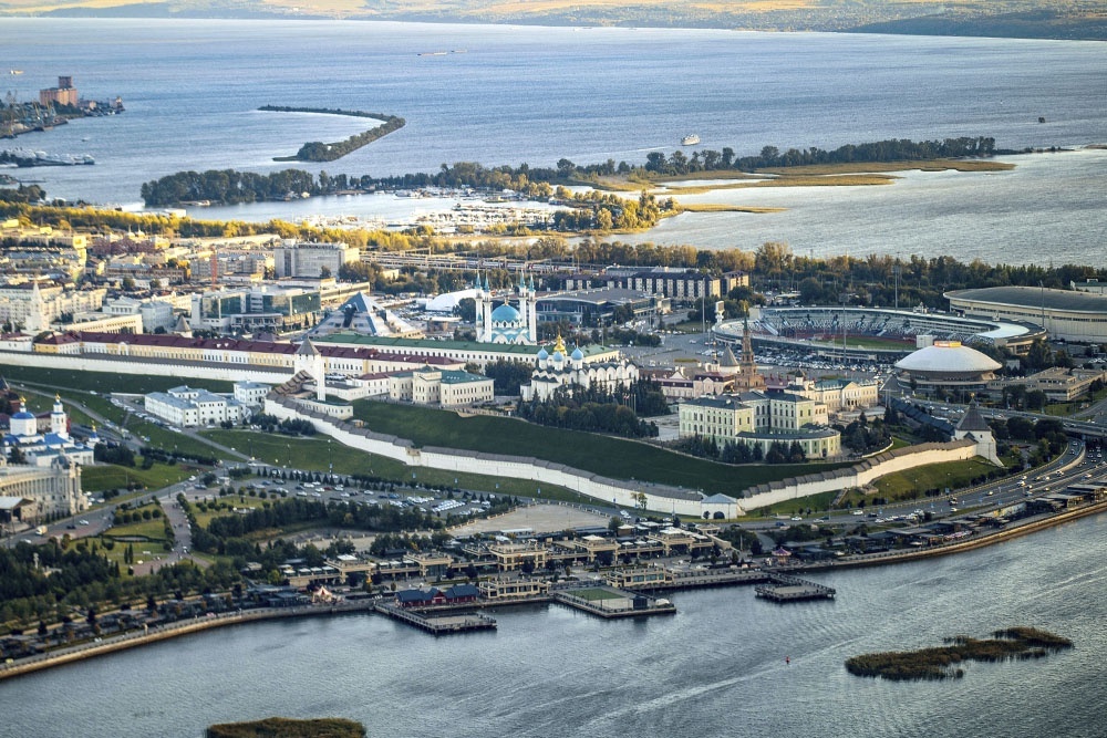    Казань за выходные: компактный центр позволяет осмотреть главные достопримечательности пешком, без лишних переездов. / Фото: Роман Кручинин/ РИА Новости