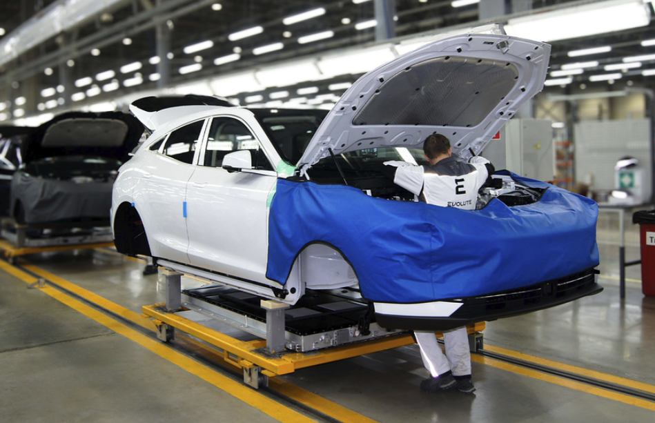 Самый мощный российский кроссовер сняли с производства. Что с ним не так? Источник иллюстрации - auto.ru