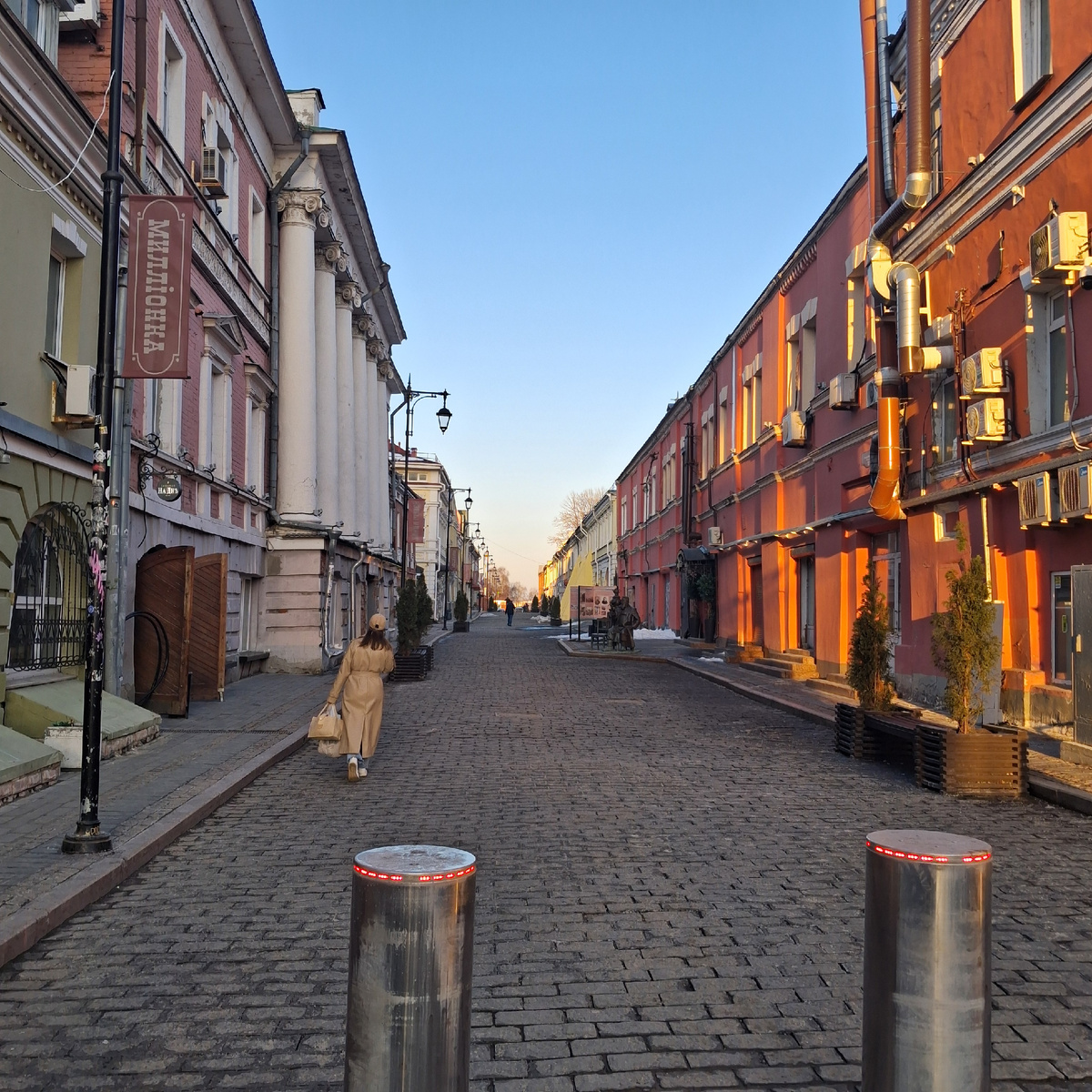 Бывшая Миллионка, а ныне улица Кожевенная в Нижнем Новгороде. Фото автора.