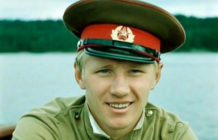 «Рыбья кость размером с жизнь»: как хулиган и ловелас Семен Морозов трижды женился, пропал с экранов