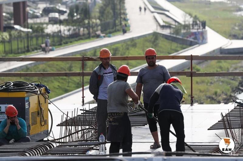    ЕАН. Трудовые мигранты