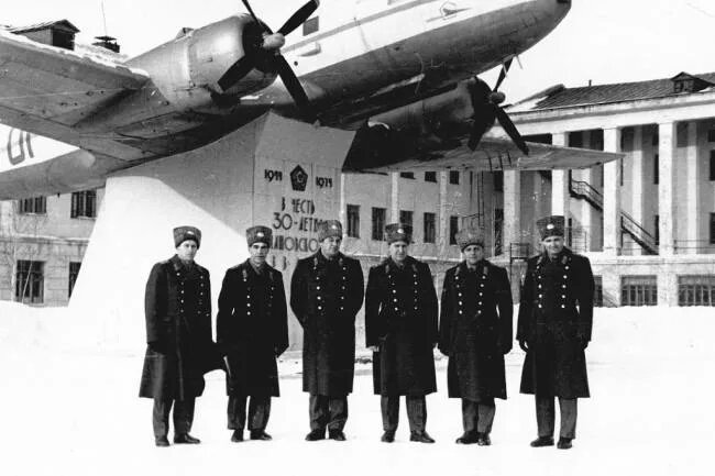 Военные лётные училища последних лет СССР