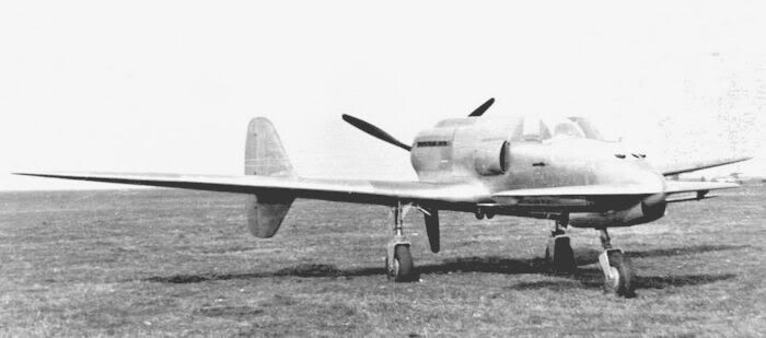 Рис. 10. Итальянский истребитель «Амброзини-4» обладал наивысшими характеристиками среди всех самолетов схемы «утка», созданных со времен братьев Райт (из открытых источников).