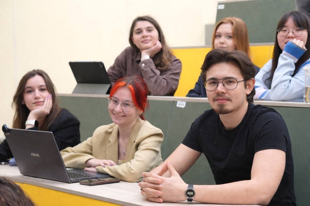      Автор фото: Егор Климин Роман Фандорин