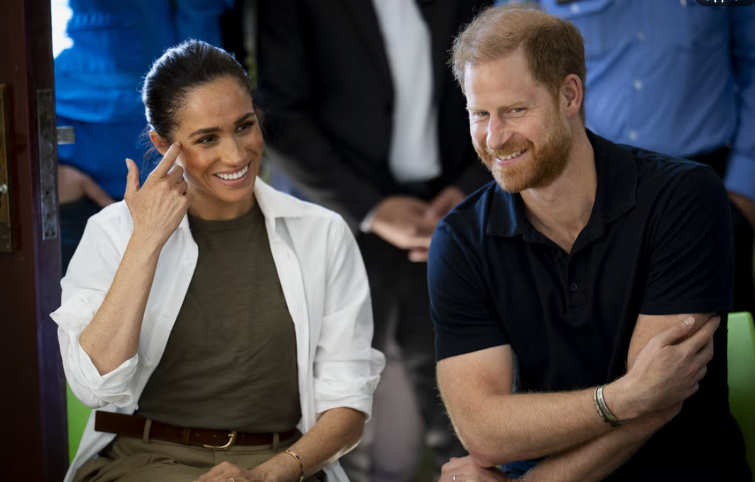 «Мы на мели»: тайные письма, фальшивый ажиотаж и миллионные долги — Меган Маркл и принц Гарри в панике?