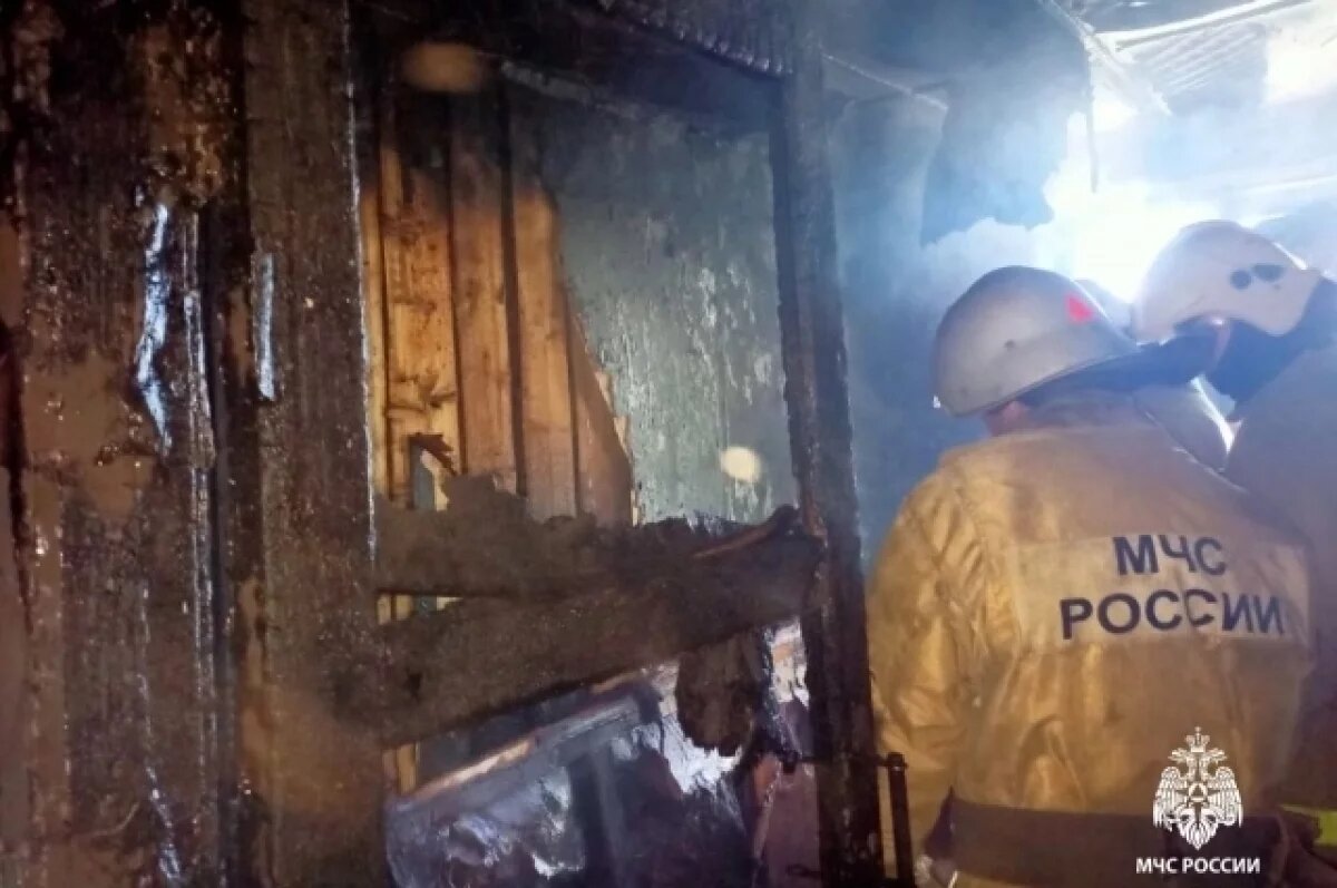    В Старомайнском районе при пожаре в бане пострадал человек