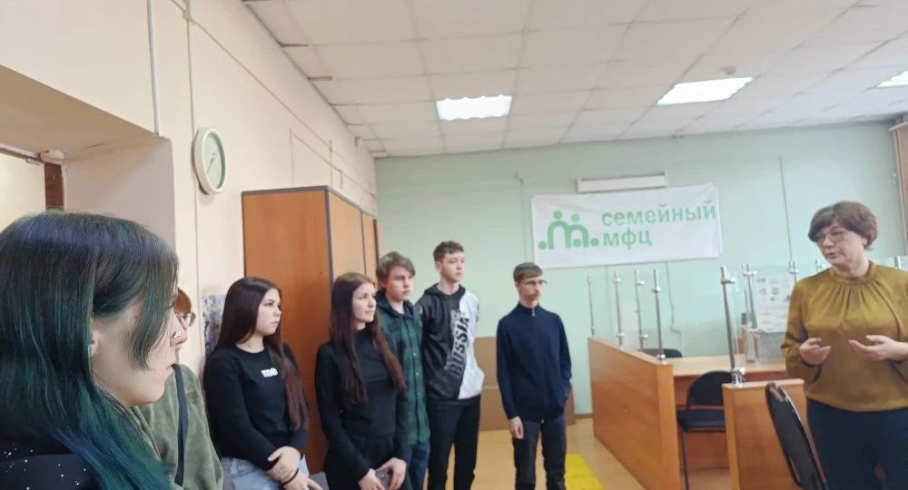 Будущие социальные работники на практике: студенты Новобрянского филиала Республиканского межотраслевого техникума посетили Отдел социальной